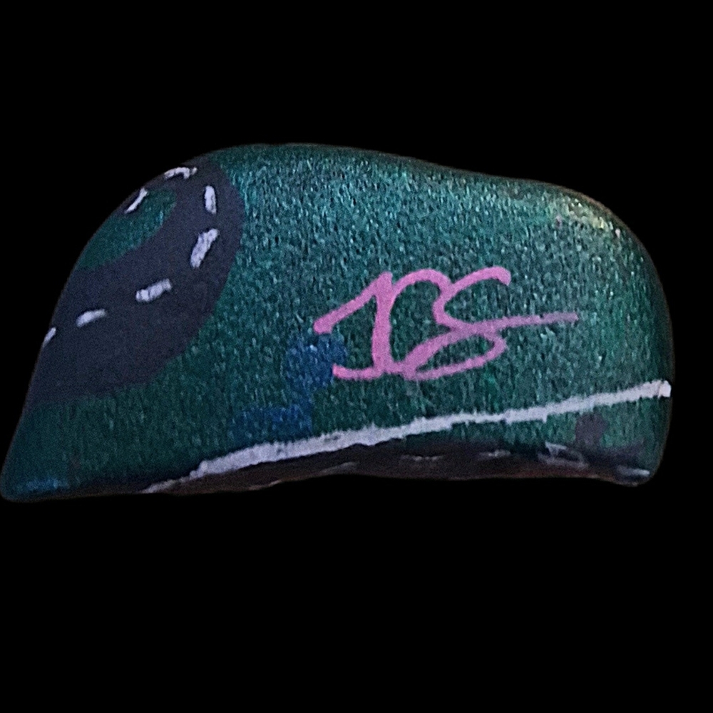 "ROAD TRIP" CAMPER VAN PAINTED ROCK - Picture 3 of 3
